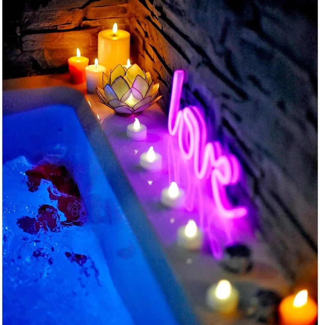 La Suite 7Ieme Ciel Etoile, Spa Xxl, Lit Sous Les Etoiles, 5 Min Centre Bourgoin-Jallieu 0*,